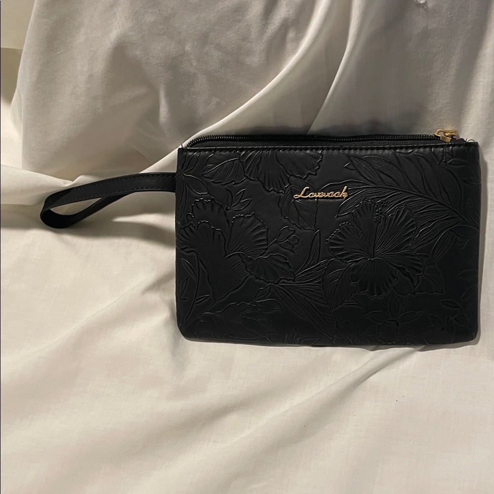 Lovevook Black Floral Faux Leather Pouch NWOT Travel Wristlet Classy